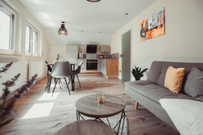 Exklusive Ferienwohnung an der Mosel - Top Ausstattung - Dachterrasse - E-Ladestation - Netflix